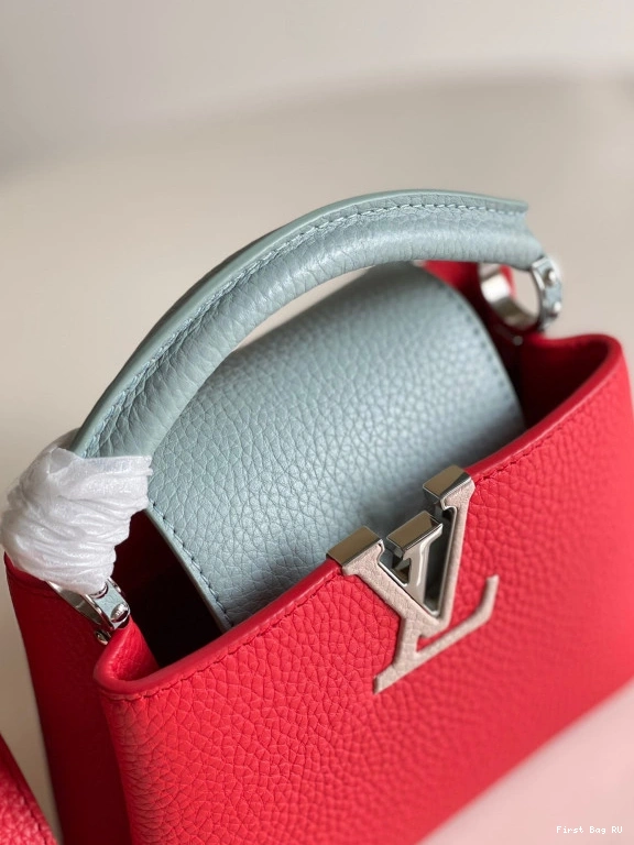 First bag ru MINI CAPUCINES VUITTON LOUIS 0805
